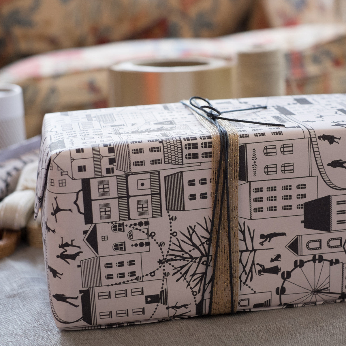 How-To : The Perfect Christmas Wrapping